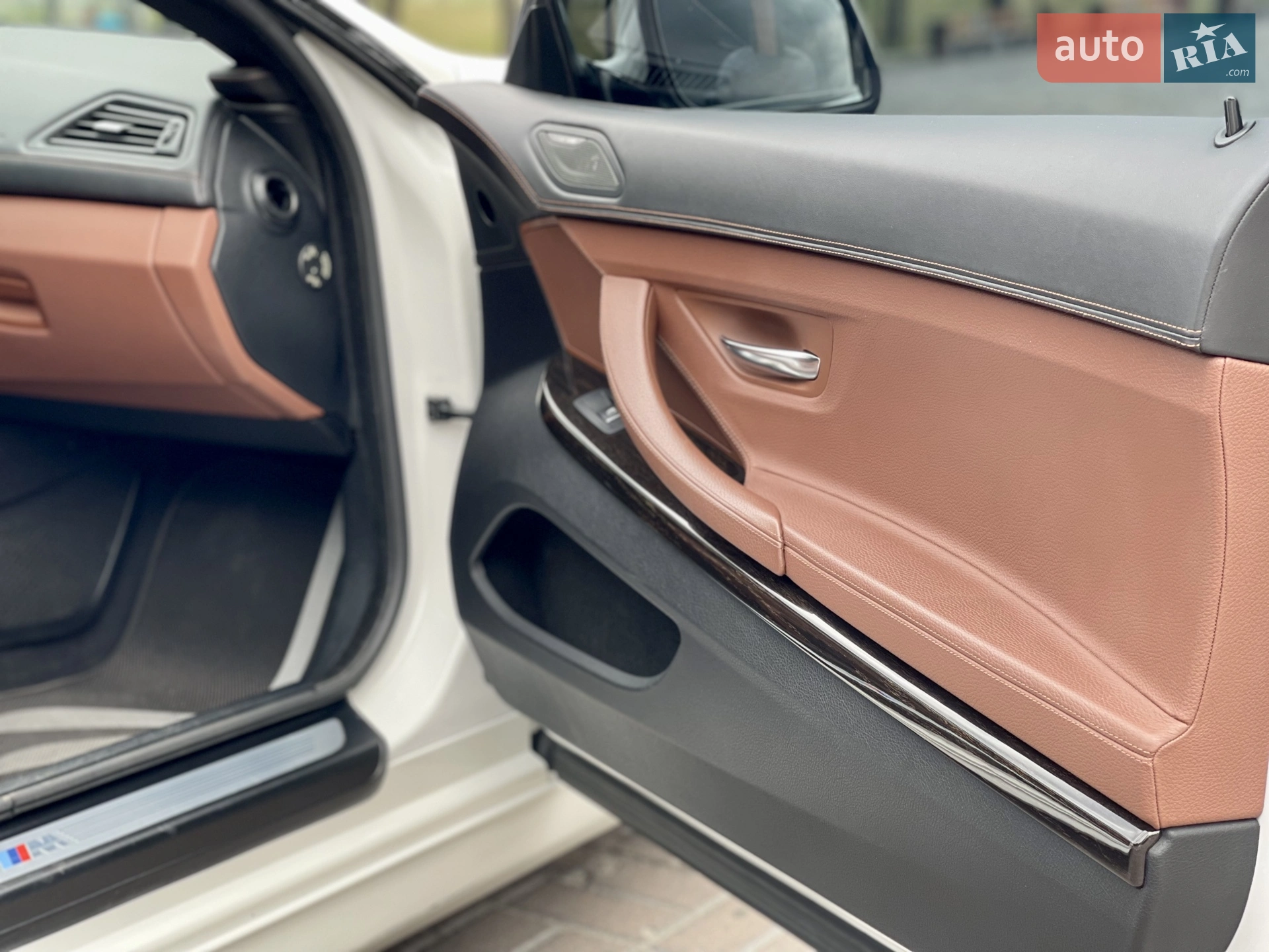 2012 BMW 6er - мініатюра 2