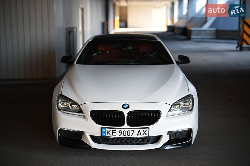 Купе BMW 6 Series 2012 в 