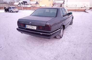 Седан BMW 7 Series 1989 в 