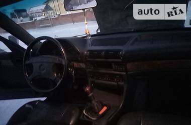 Седан BMW 7 Series 1989 в 