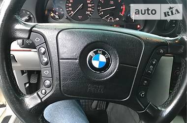 Седан BMW 7 Series 2000 в Киеве