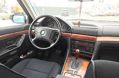 Седан BMW 7 Series 1999 в Днепре