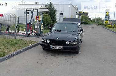 Седан BMW 7 Series 1988 в Нетешине