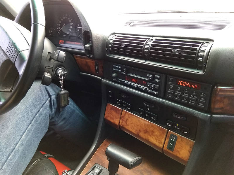 Седан BMW 7 Series 1992 в Киеве фото 41 Седан BMW 7 Series 1992 в Киеве