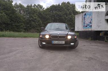 Седан BMW 7 Series 1999 в Шумске