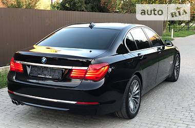 Седан BMW 7 Series 2014 в Ровно