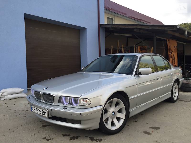 Седан BMW 7 Series 2001 в Калуші