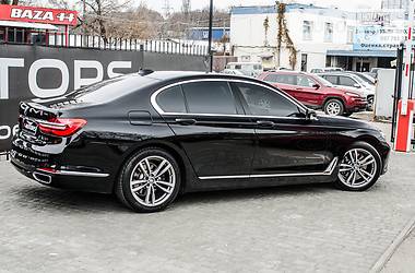 Седан BMW 7 Series 2016 в Киеве