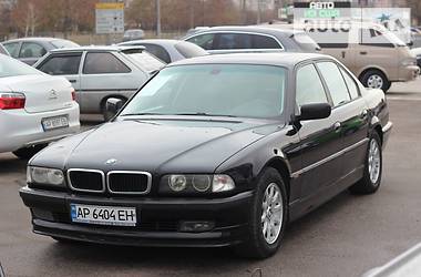 Седан BMW 7 Series 1998 в Запорожье
