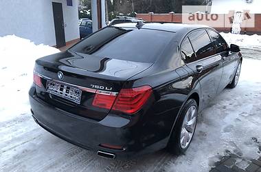 Седан BMW 7 Series 2011 в Мукачево