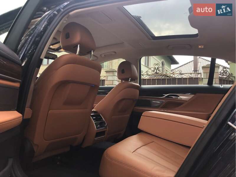 Седан BMW 7 Series 2016 в Тернополі