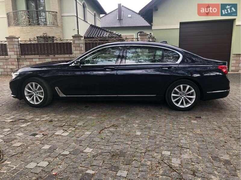 Седан BMW 7 Series 2016 в Тернополі