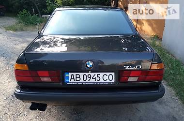 Седан BMW 7 Series 1991 в Киеве