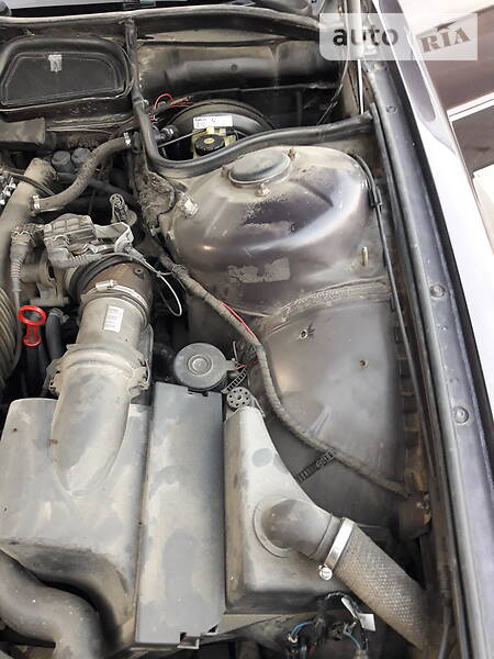 Седан BMW 7 Series 1997 в Львові