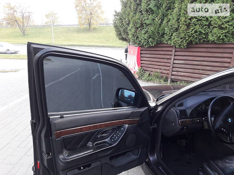 Седан BMW 7 Series 1997 в Львові