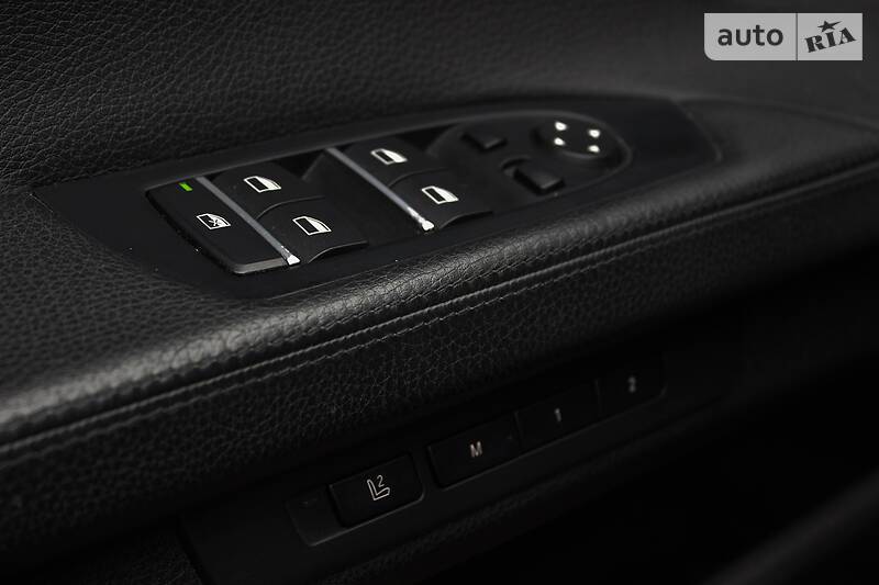 Седан BMW 7 Series 2012 в Одесі фото 60 Седан BMW 7 Series 2012 в Одесі