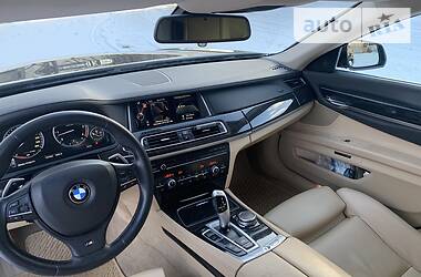 Седан BMW 7 Series 2014 в Ужгороде