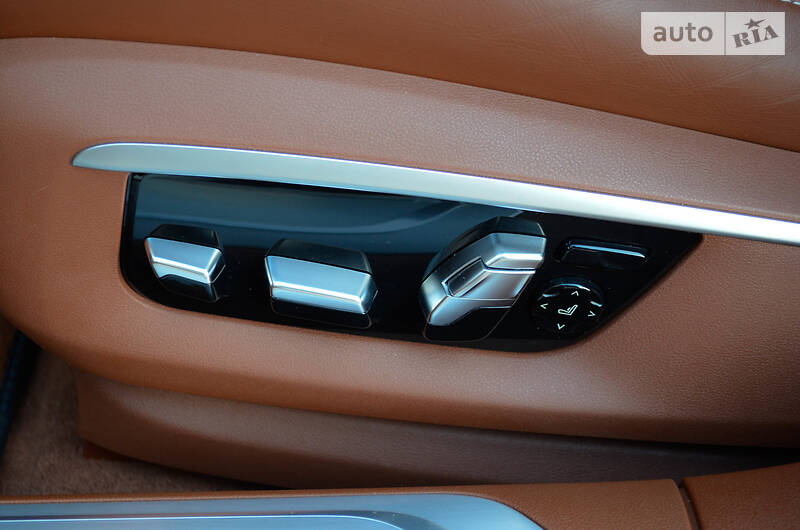 Седан BMW 7 Series 2016 в Києві