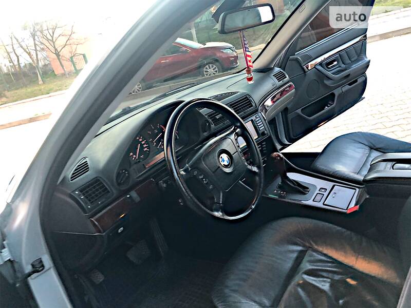 Седан BMW 7 Series 2001 в Нововолинську фото 19 Седан BMW 7 Series 2001 в Нововолинську