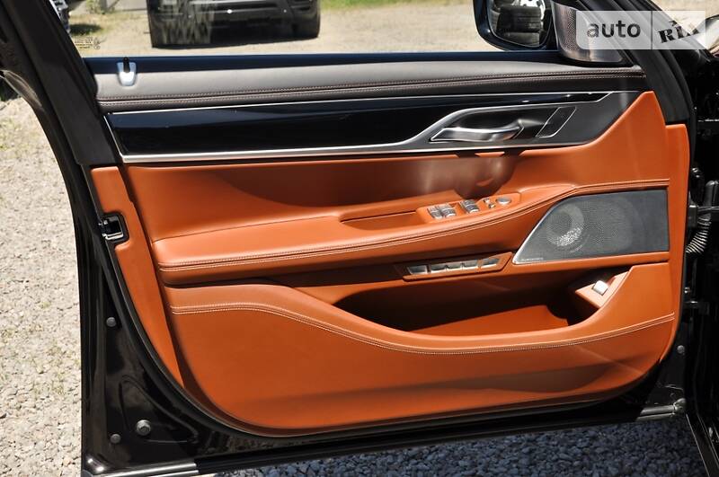 Седан BMW 7 Series 2017 в Одессе