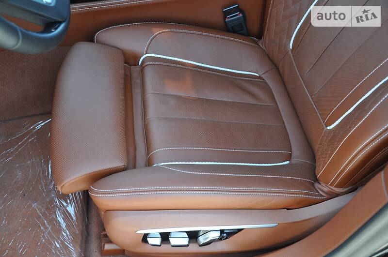 Седан BMW 7 Series 2017 в Одессе
