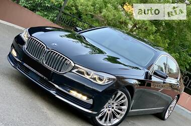 Седан BMW 7 Series 2015 в Киеве