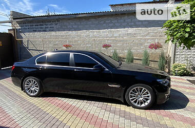 Седан BMW 7 Series 2014 в 