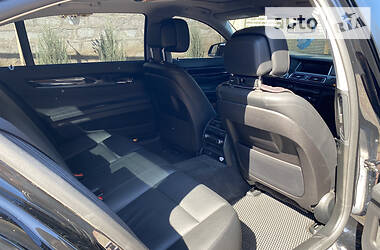 Седан BMW 7 Series 2014 в 