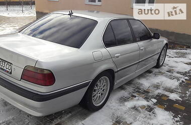 Седан BMW 7 Series 2000 в Каменец-Подольском
