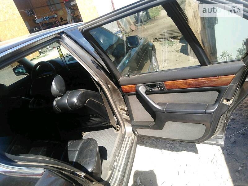 Седан BMW 7 Series 1987 в Одессе