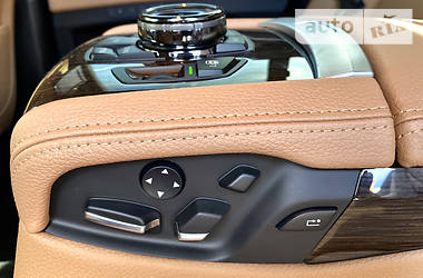 Седан BMW 7 Series 2014 в 