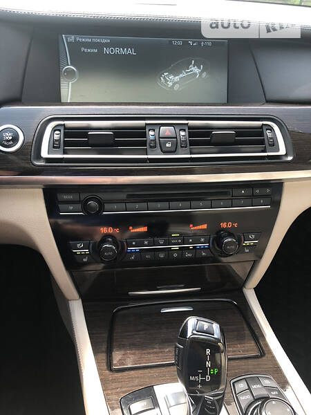 Седан BMW 7 Series 2011 в Івано-Франківську