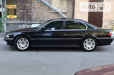 Седан BMW 7 Series 1995 в Киеве