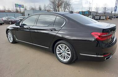 Седан BMW 7 Series 2017 в Киеве