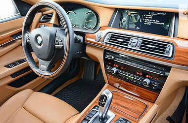 Седан BMW 7 Series 2013 в Киеве