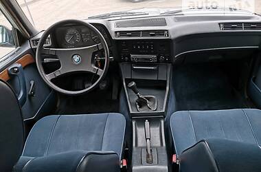 Седан BMW 7 Series 1983 в Белой Церкви