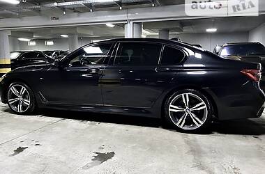 Седан BMW 7 Series 2017 в Киеве