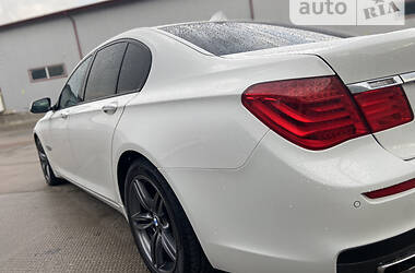 Седан BMW 7 Series 2012 в Львове