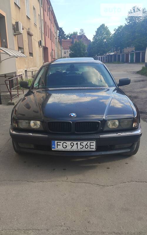 Седан BMW 7 Series 1997 в Киеве