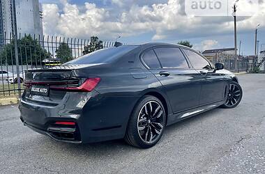 Седан BMW 7 Series 2020 в Киеве