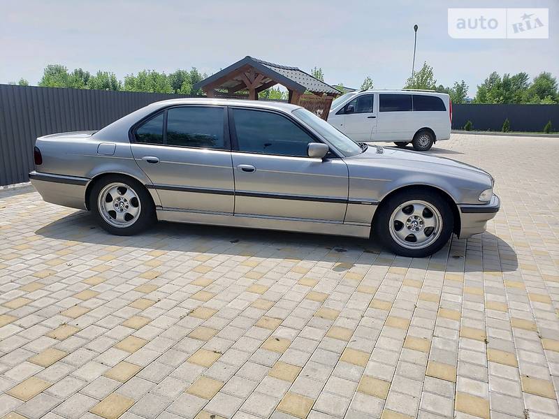 Седан BMW 7 Series 1998 в Львове