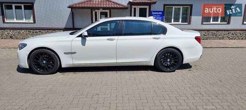 Седан BMW 7 Series 2014 в Черкасах