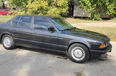 Седан BMW 7 Series 1992 в Харькове