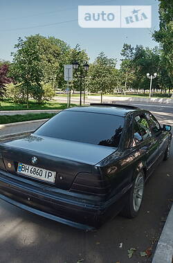 Седан BMW 7 Series 1994 в Измаиле