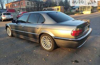 Седан BMW 7 Series 1995 в Ровно