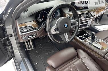 Седан BMW 7 Series 2015 в Ровно