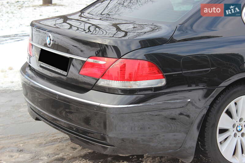 Седан BMW 7 Series 2005 в Днепре