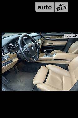 Седан BMW 7 Series 2010 в Кропивницком