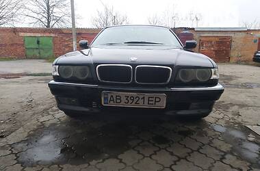 Седан BMW 7 Series 1999 в Казатине