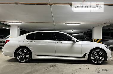 Седан BMW 7 Series 2017 в Киеве